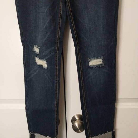 Tilly's Almost Famous Premium Ankle Juniors Jeans - Picture 5 of 8